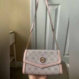 NWT ANNE KLEIN LOGO WALLET CROSSBODY BAG LIGHTPINK